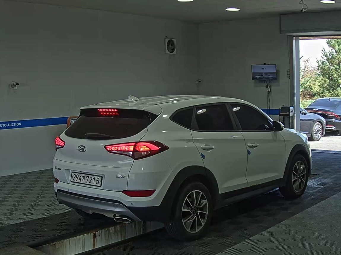HYUNDAI ALL NEW TUCSON DIESEL 1.7 2WD SMART 2018 - zdjęcie 5