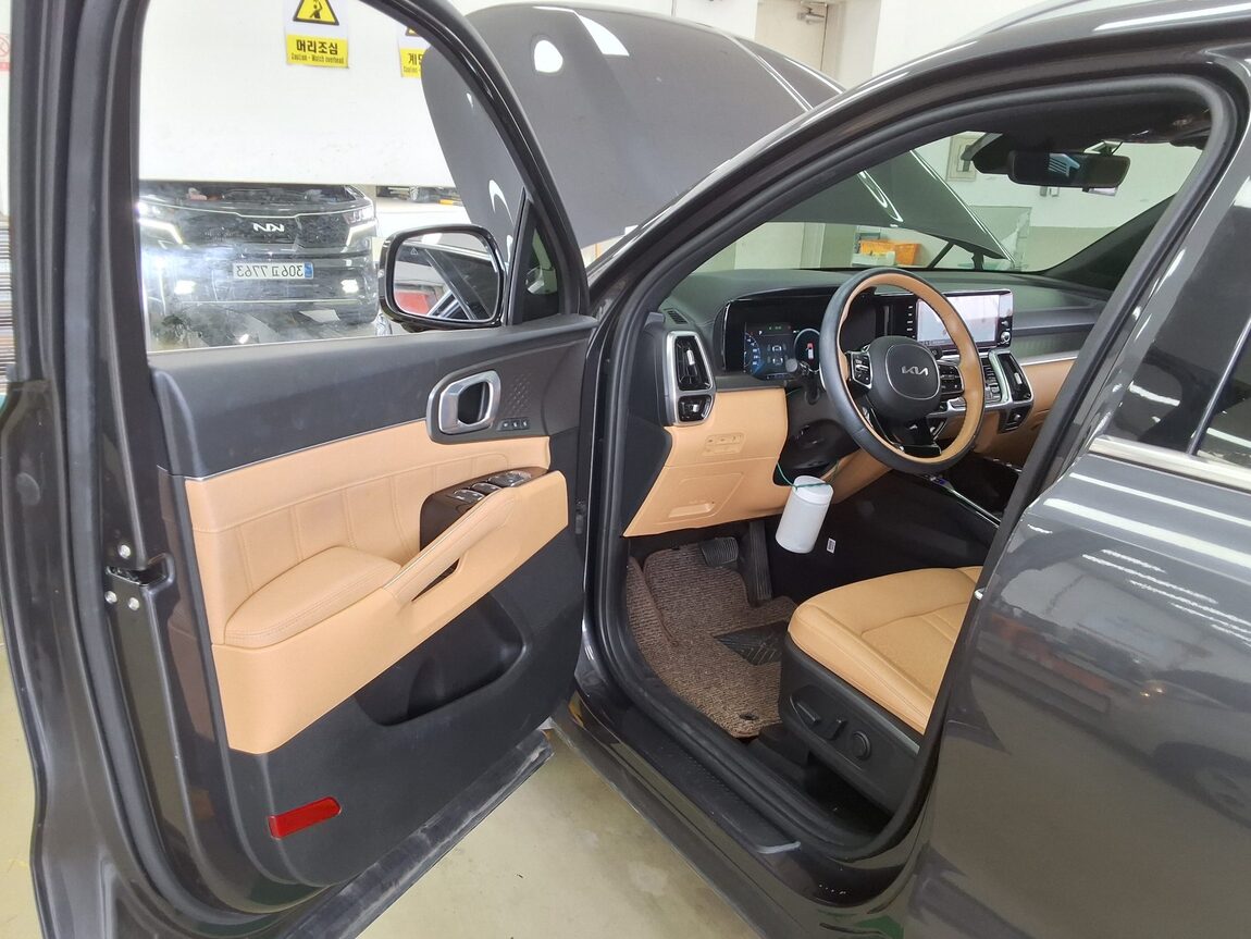 KIA NEW SORENTO HYBRID (MQ4) 1.6 HEV 4WD NOBLESSE 2023 - zdjęcie 10