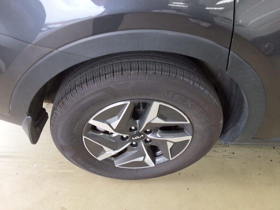 KIA NEW SORENTO HYBRID (MQ4) 1.6 HEV 4WD NOBLESSE 2023 - zdjęcie 25