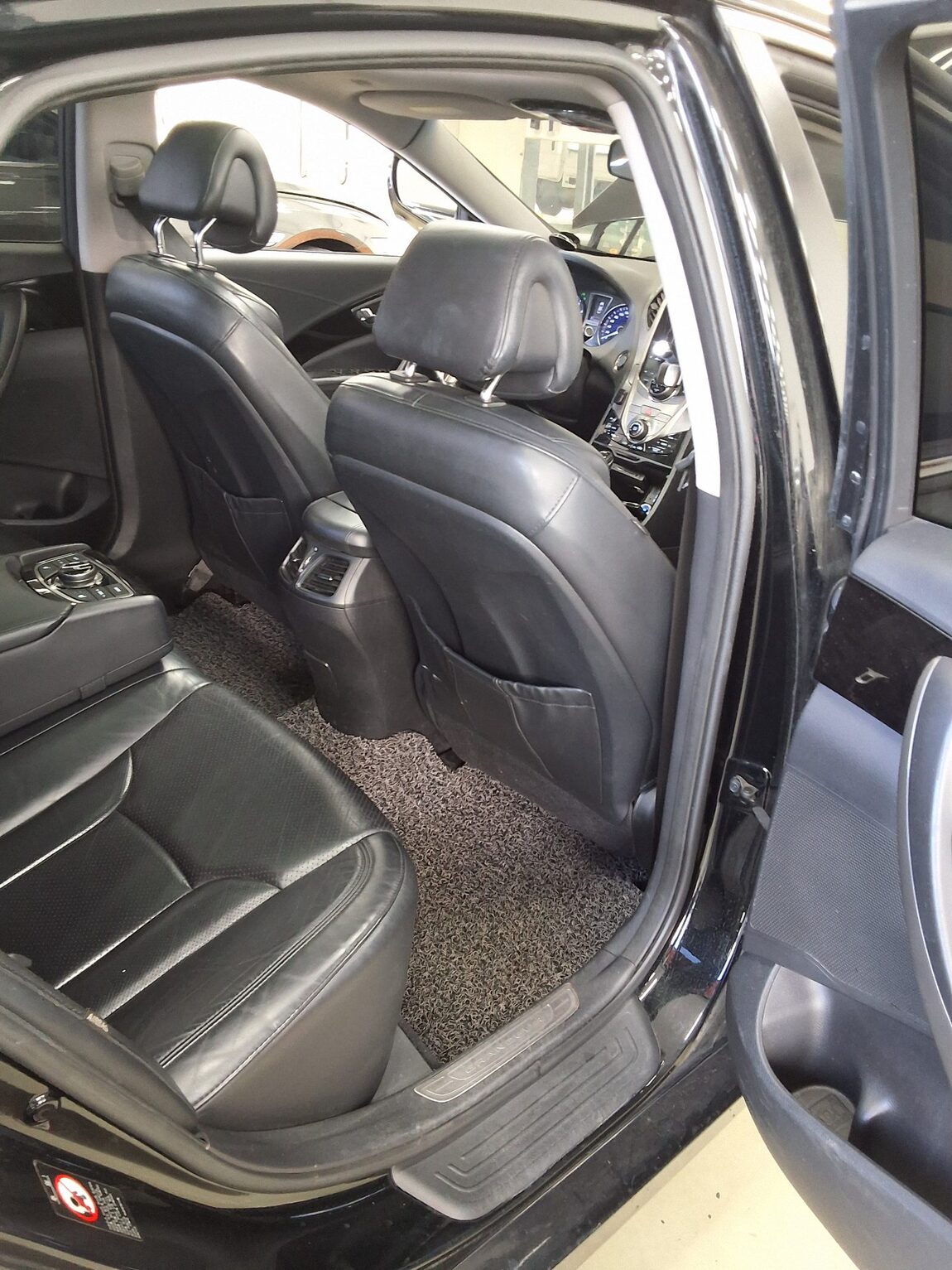 HYUNDAI GRANDEUR HG LPI RENTAL CAR PRIME 2012 - zdjęcie 13