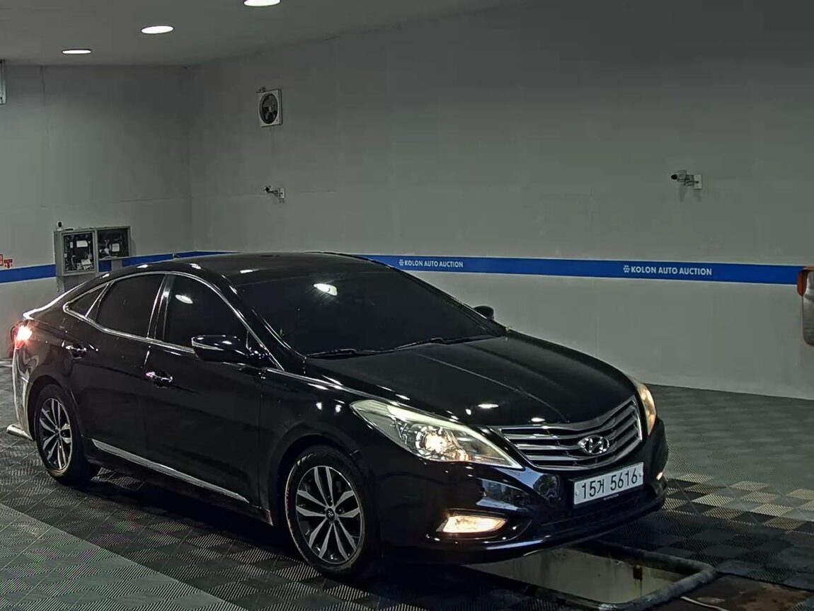 HYUNDAI GRANDEUR HG LPI RENTAL CAR PRIME 2012 - zdjęcie 3
