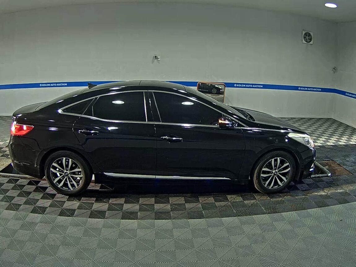 HYUNDAI GRANDEUR HG LPI RENTAL CAR PRIME 2012 - zdjęcie 4