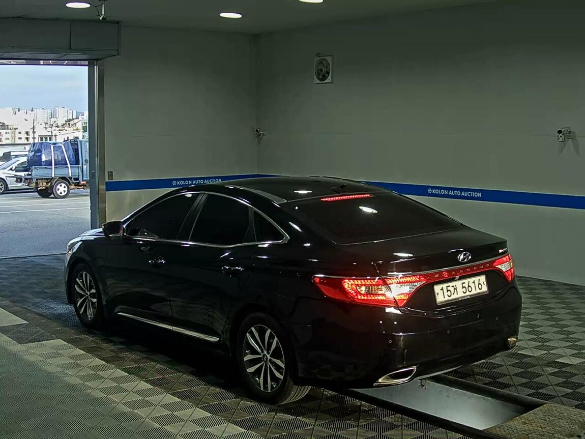 HYUNDAI GRANDEUR HG LPI RENTAL CAR PRIME 2012 - zdjęcie 6