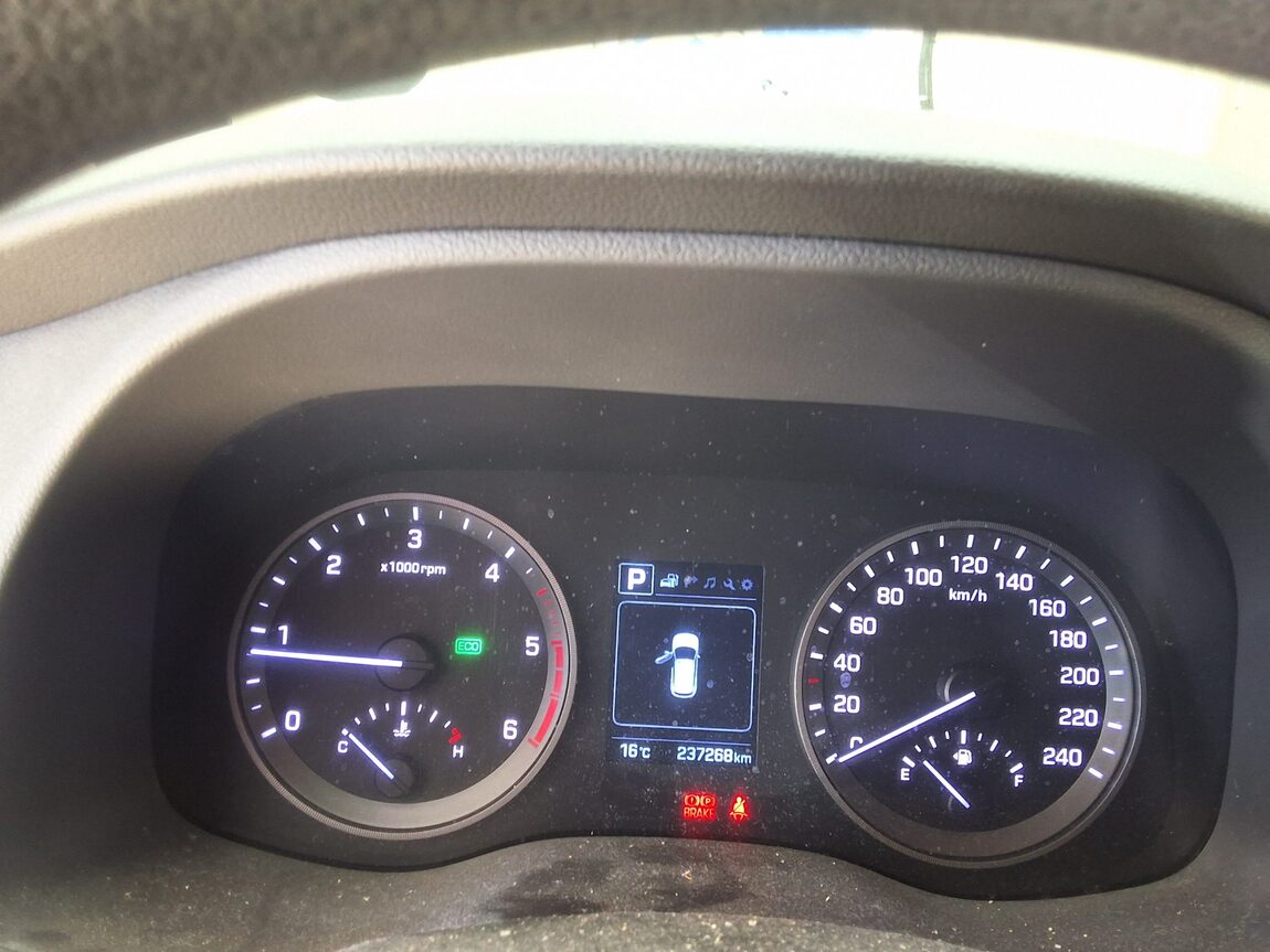 HYUNDAI ALL NEW TUCSON DIESEL R2.0 2WD STYLE 2016 - zdjęcie 10