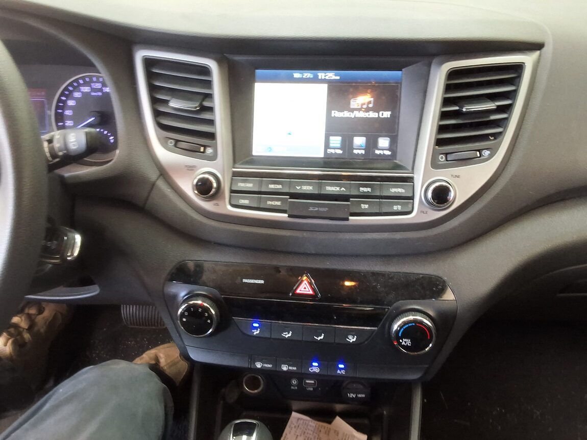 HYUNDAI ALL NEW TUCSON DIESEL R2.0 2WD STYLE 2016 - zdjęcie 24