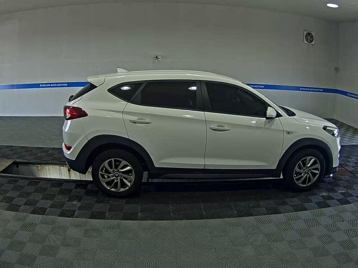 HYUNDAI ALL NEW TUCSON DIESEL R2.0 2WD STYLE 2016 - zdjęcie 4