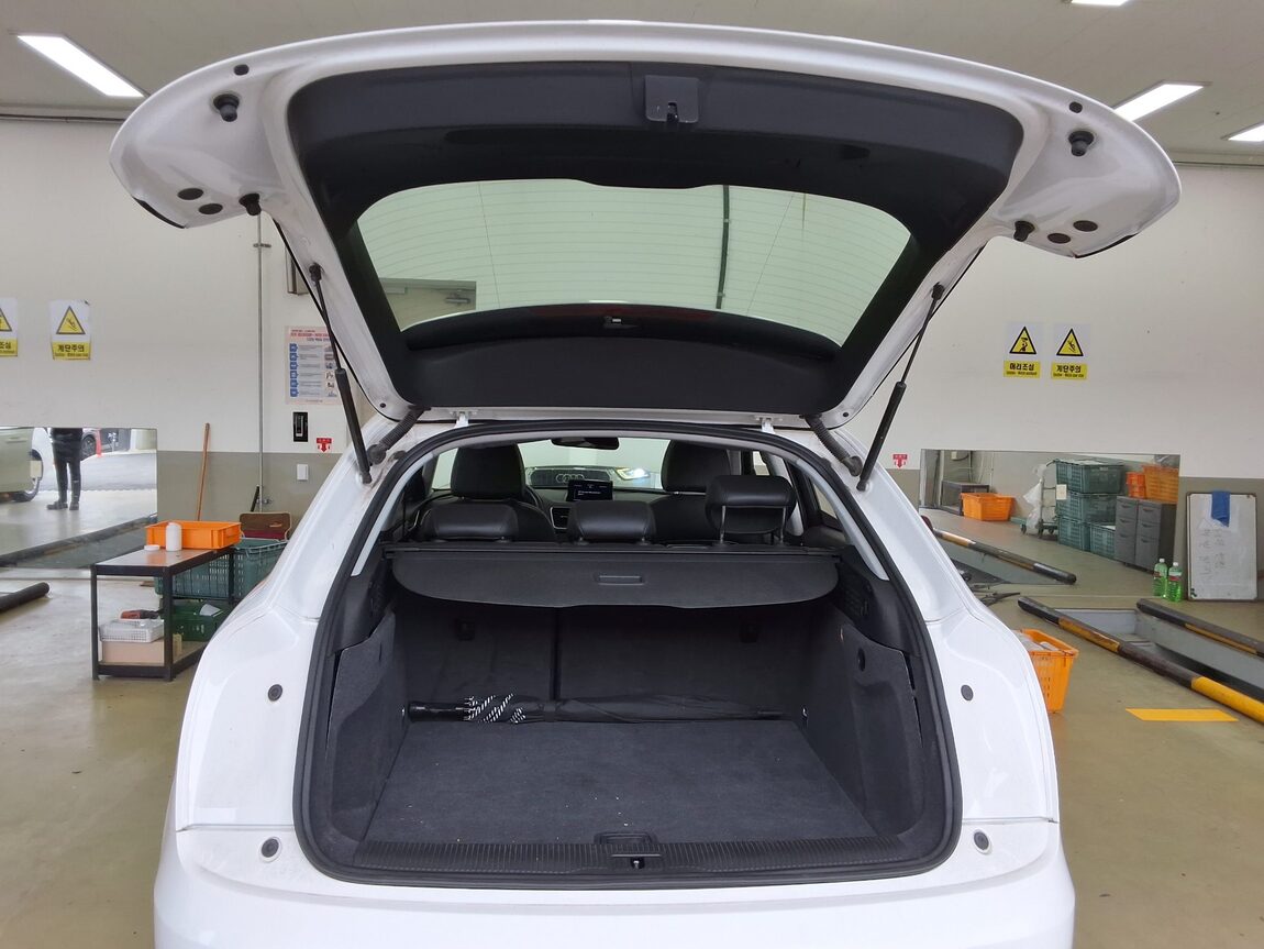 AUDI Q3 30 TDI QUATTRO 2015 - zdjęcie 15