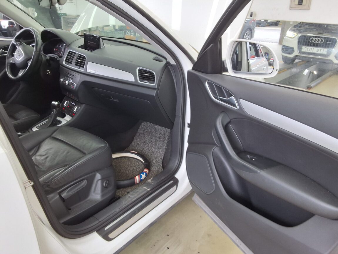 AUDI Q3 30 TDI QUATTRO 2015 - zdjęcie 14
