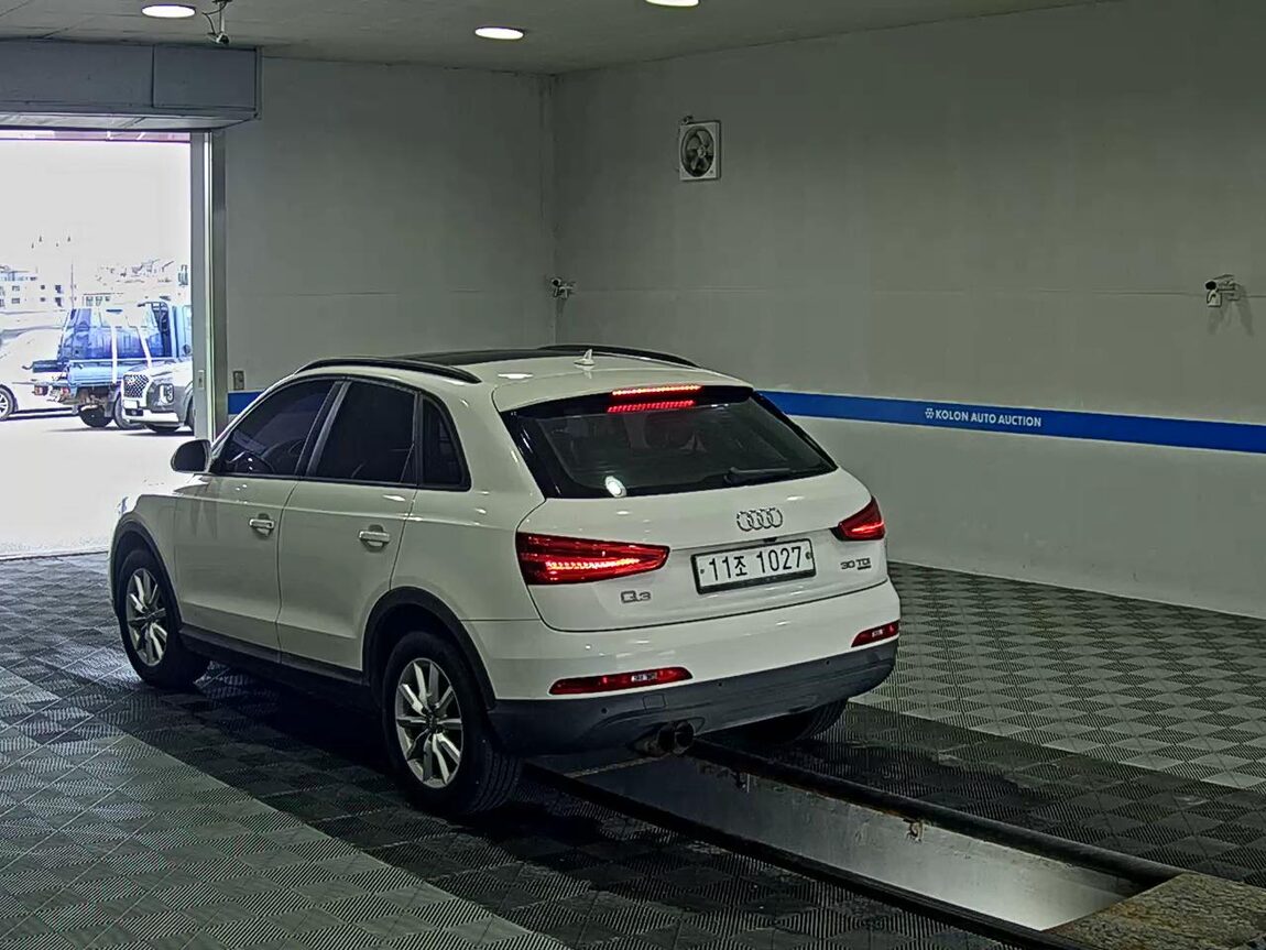 AUDI Q3 30 TDI QUATTRO 2015 - zdjęcie 6