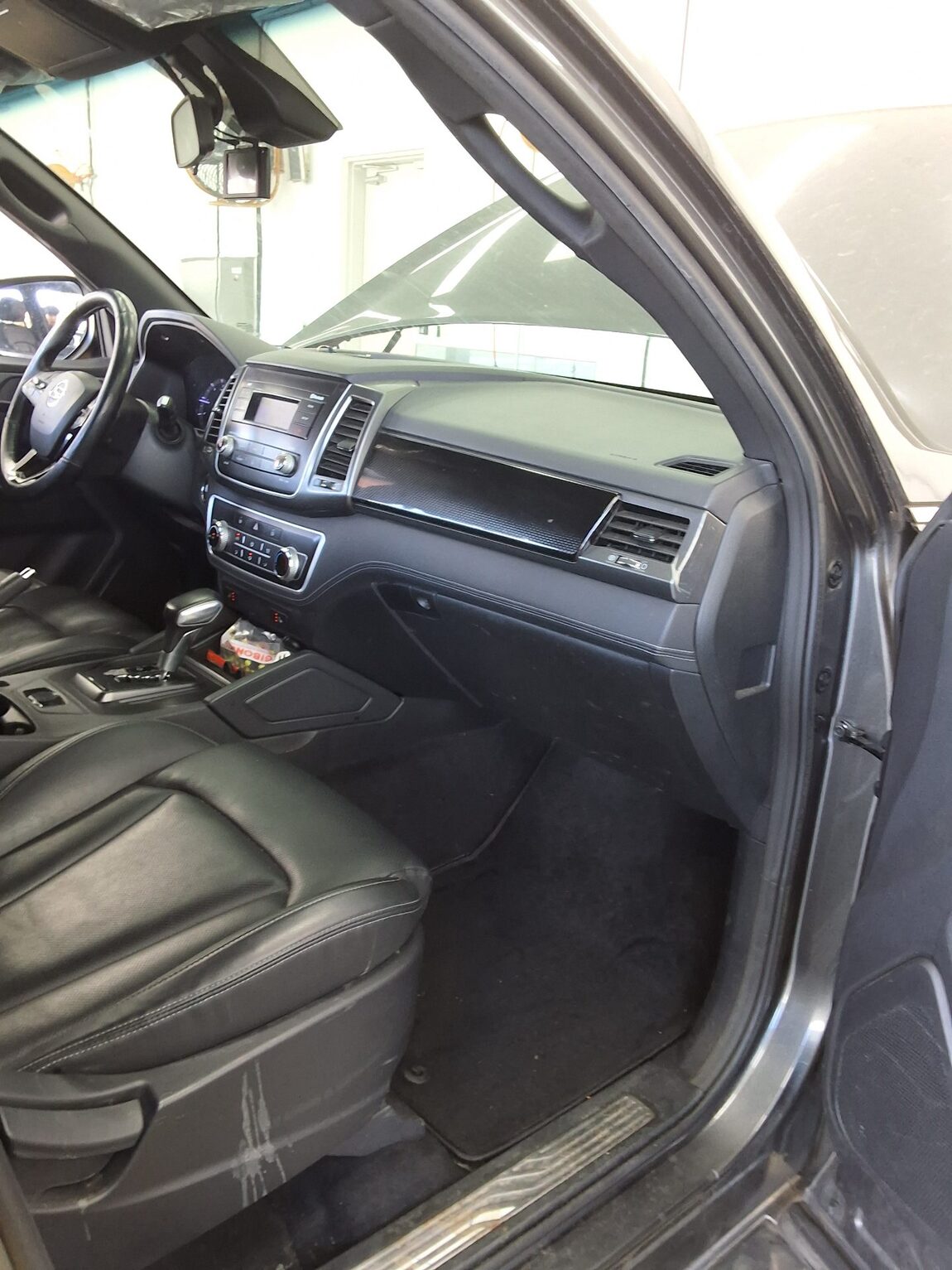 KG MOBILITY (SSANGYONG) THE NEW REXTON SPORTS KHAN 2.2 2WD WILD 2021 - zdjęcie 14