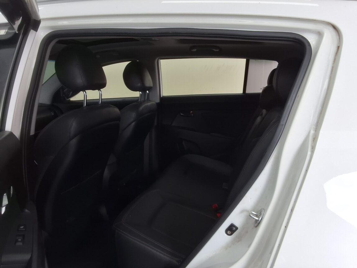 KIA SPORTAGE R DIESEL R2.0 2WD TLX LUXURY MODEL 2011 - zdjęcie 13