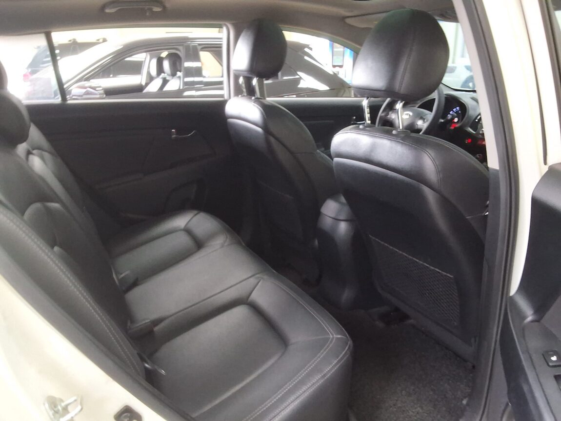 KIA SPORTAGE R DIESEL R2.0 2WD TLX LUXURY MODEL 2011 - zdjęcie 14