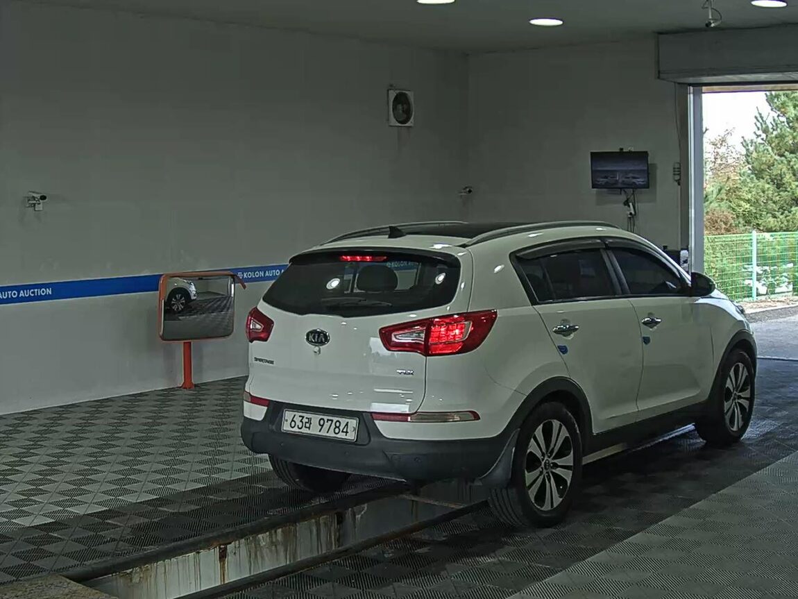 KIA SPORTAGE R DIESEL R2.0 2WD TLX LUXURY MODEL 2011 - zdjęcie 5