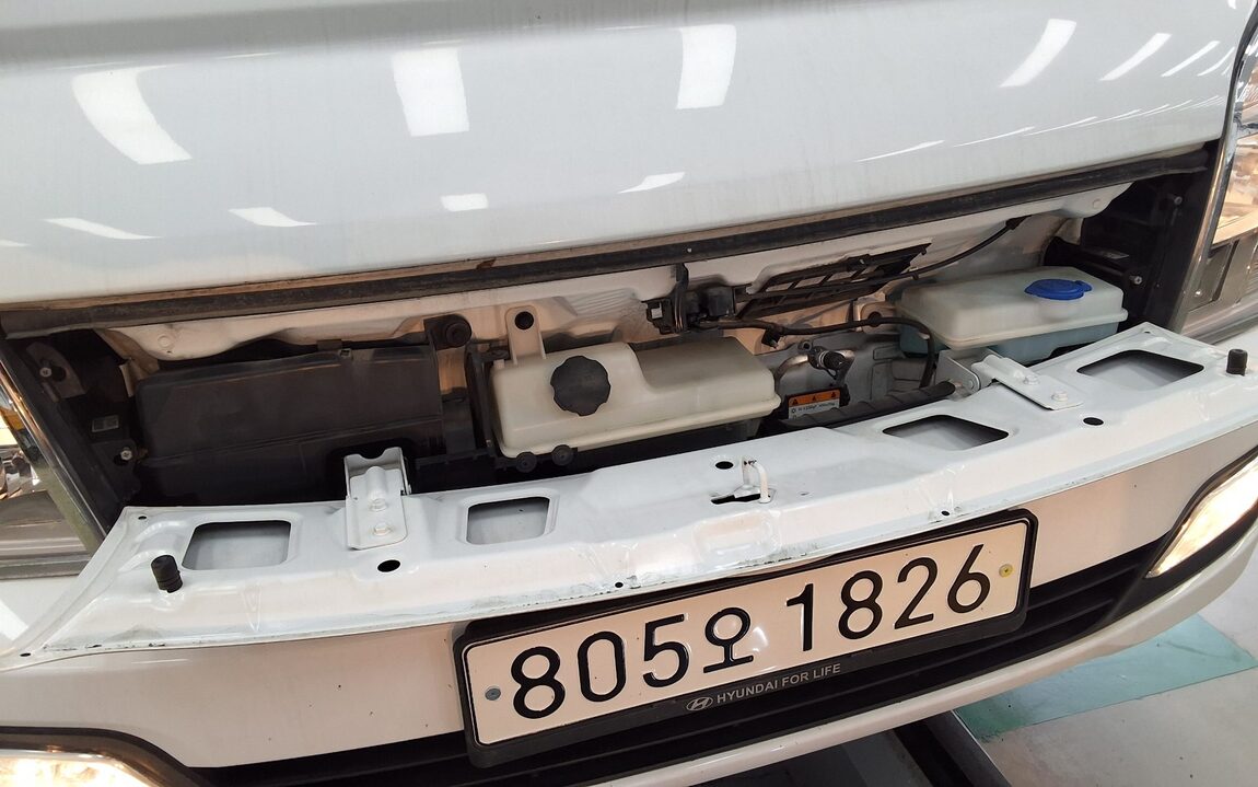 HYUNDAI PORTER II HIGH-ROOF BUILT-IN BOX TRUCK SUPER CAB 2020 - zdjęcie 19