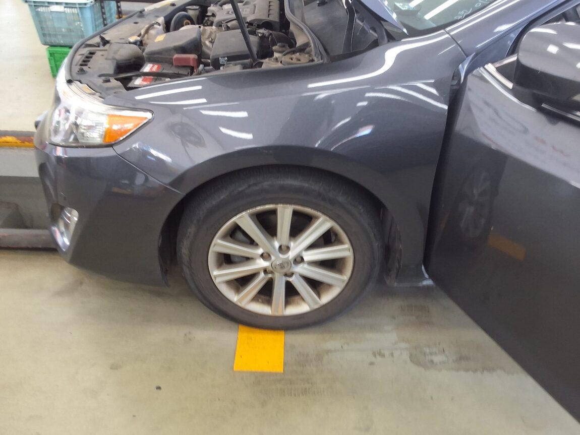 TOYOTA CAMRY (9TH GEN) 2.5 XLE 2012 - zdjęcie 22