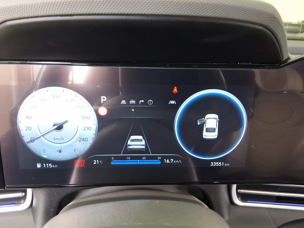 HYUNDAI THE NEW AVANTE (CN7) GASOLINE 1.6 INSPIRATION 2024 - zdjęcie 9