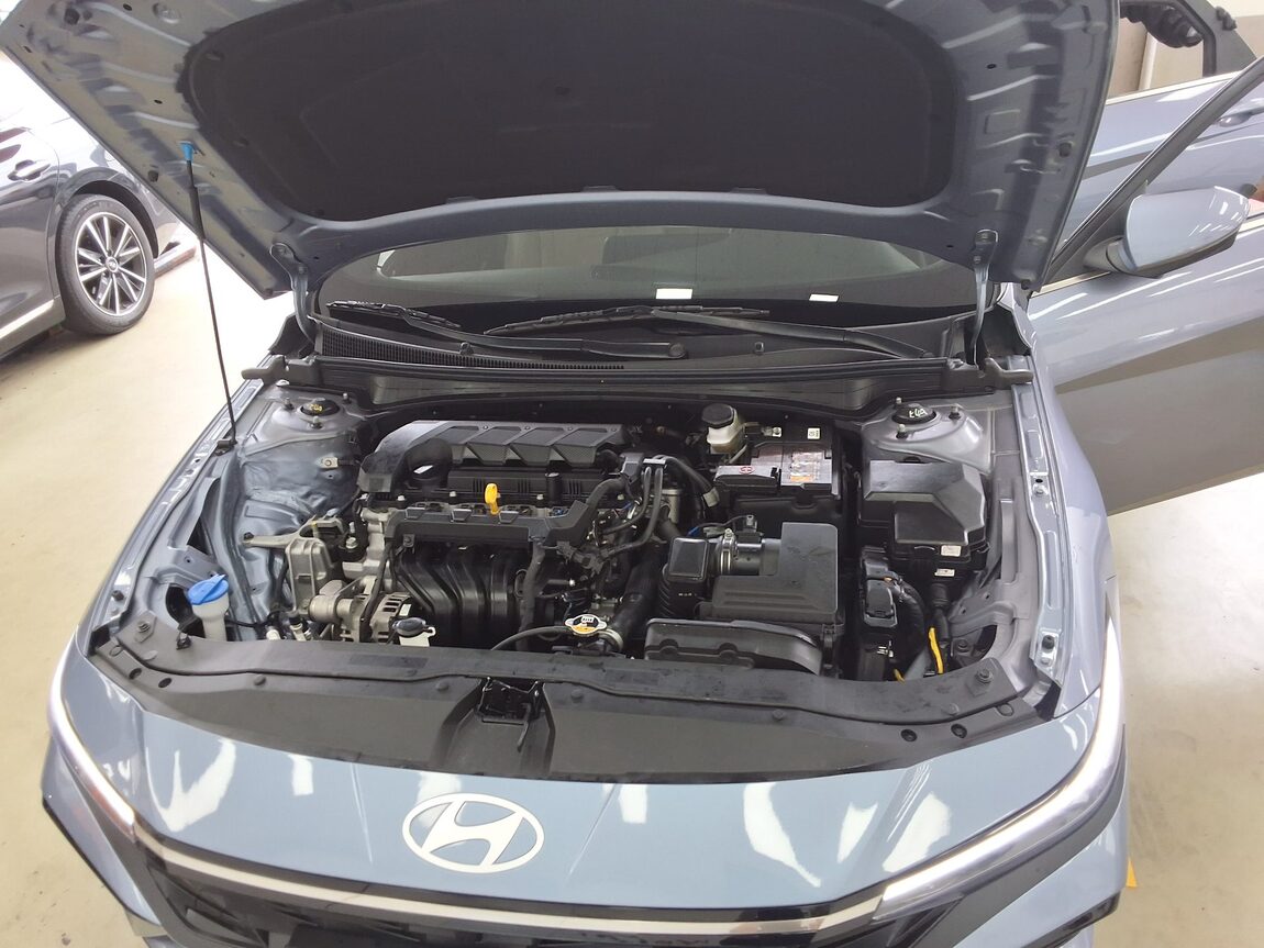 HYUNDAI THE NEW AVANTE (CN7) GASOLINE 1.6 INSPIRATION 2024 - zdjęcie 18