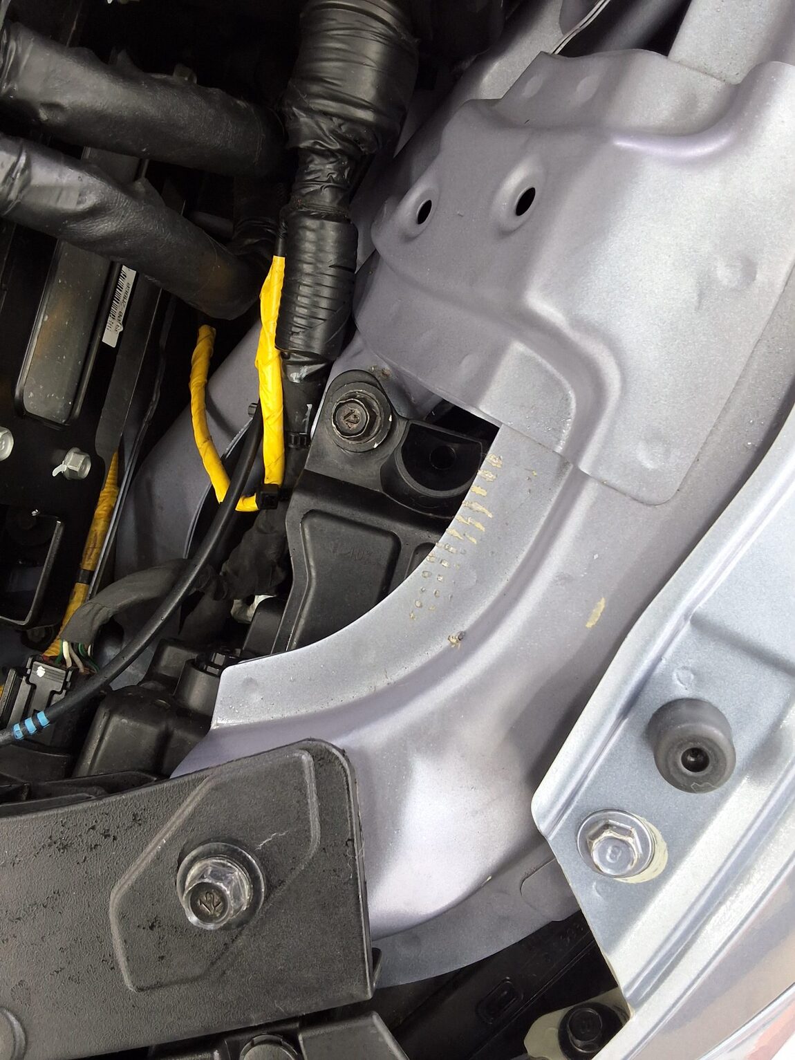 HYUNDAI THE NEW AVANTE (CN7) GASOLINE 1.6 INSPIRATION 2024 - zdjęcie 24