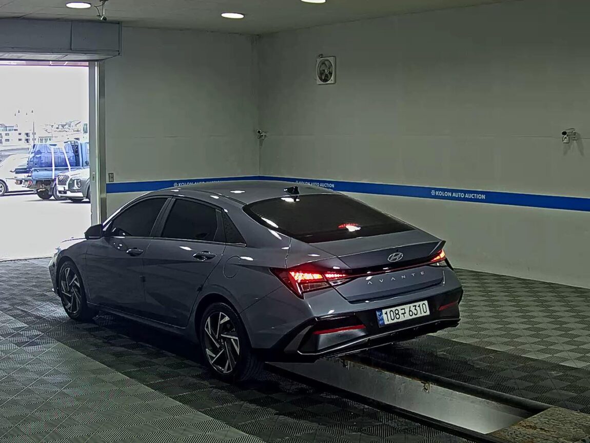 HYUNDAI THE NEW AVANTE (CN7) GASOLINE 1.6 INSPIRATION 2024 - zdjęcie 6