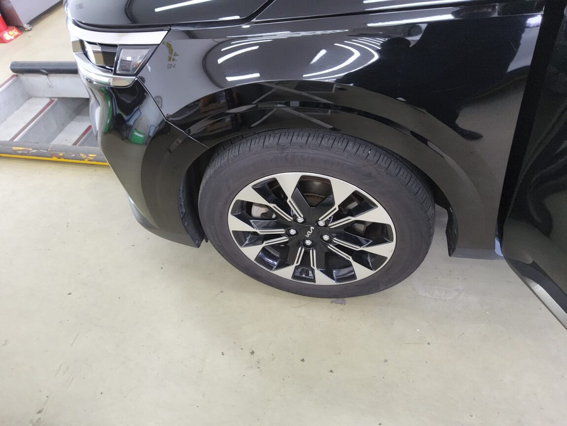 KIA NEW CARNIVAL (KA4) 7-SEATER GASOLINE SIGNATURE 2023 - zdjęcie 21