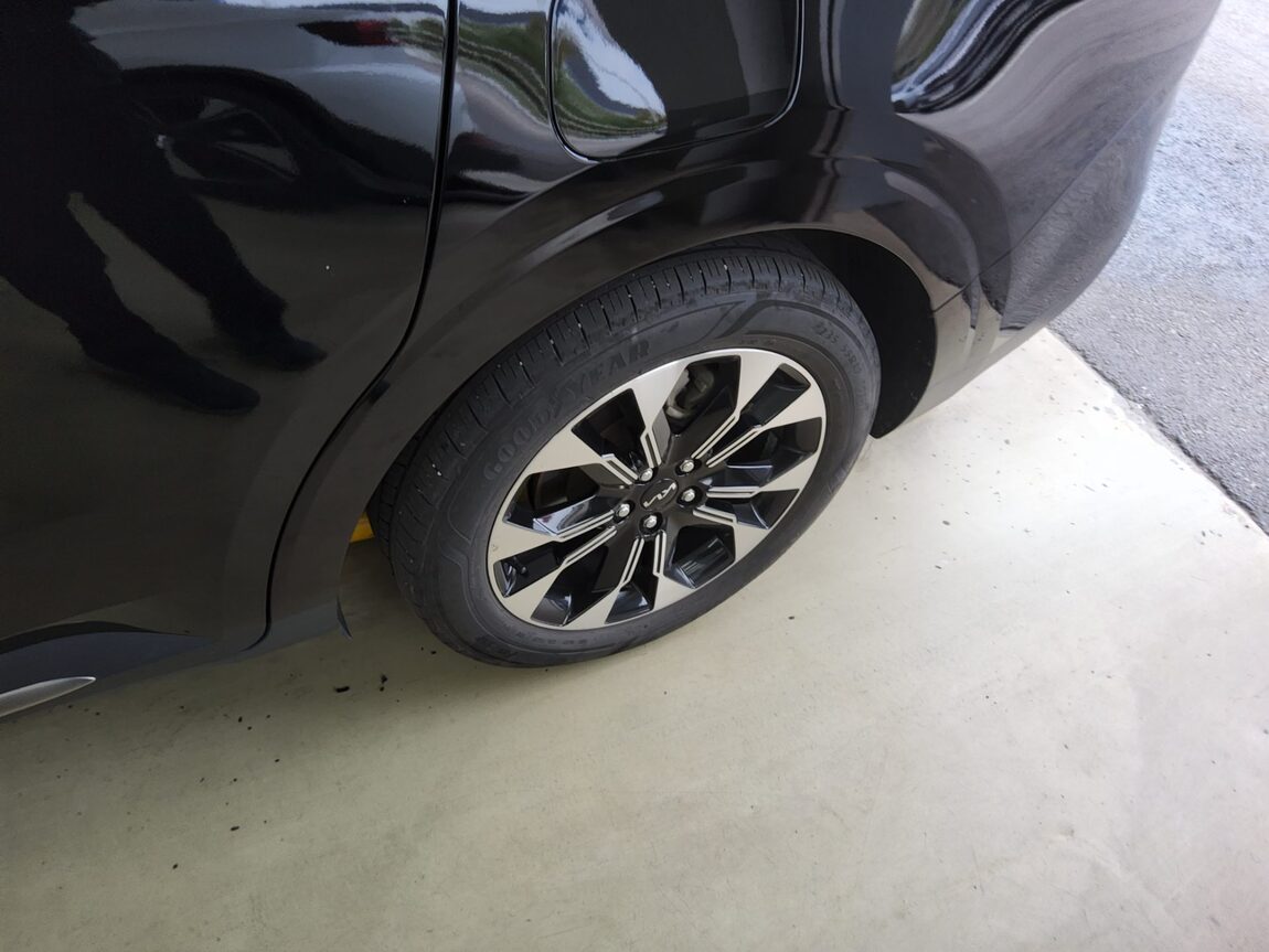 KIA NEW CARNIVAL (KA4) 7-SEATER GASOLINE SIGNATURE 2023 - zdjęcie 22
