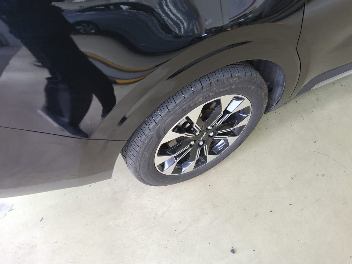 KIA NEW CARNIVAL (KA4) 7-SEATER GASOLINE SIGNATURE 2023 - zdjęcie 24