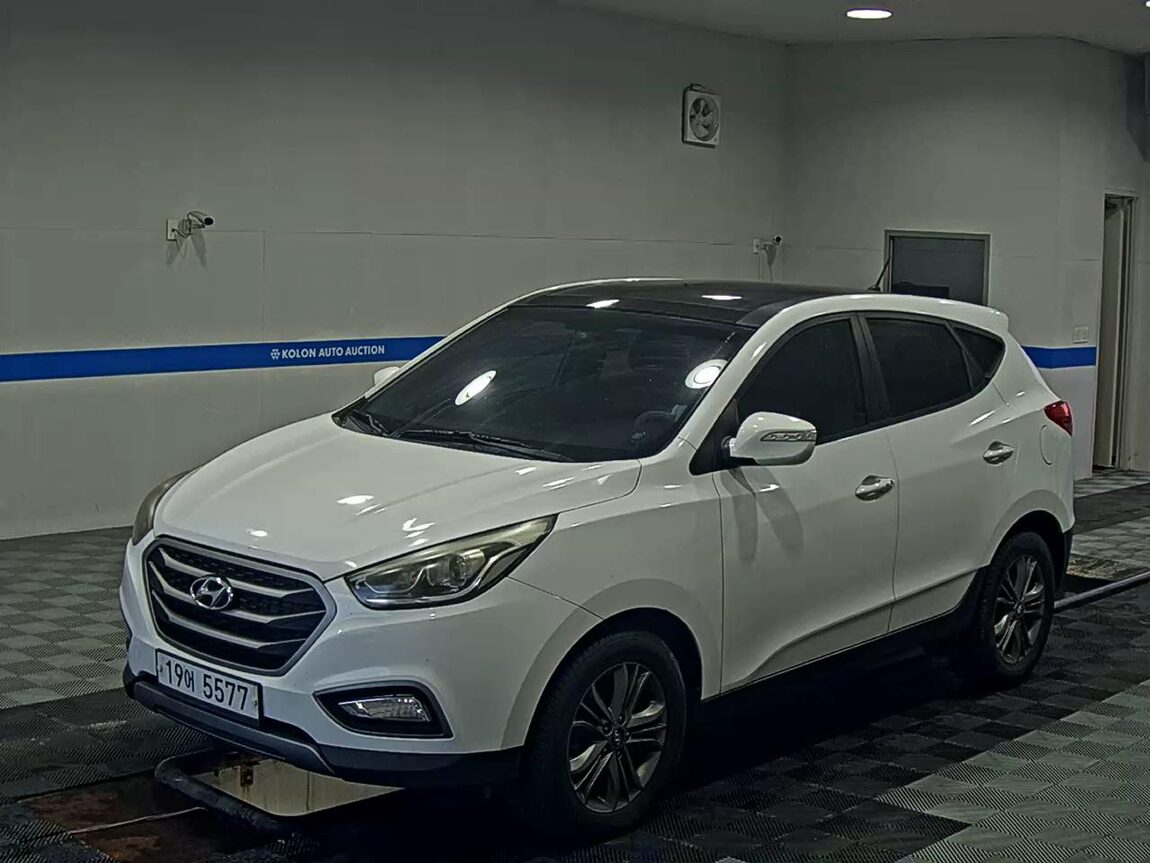 HYUNDAI NEW TUCSON ix DIESEL R2.0 2WD SMART SPECIAL 2014 - zdjęcie 2