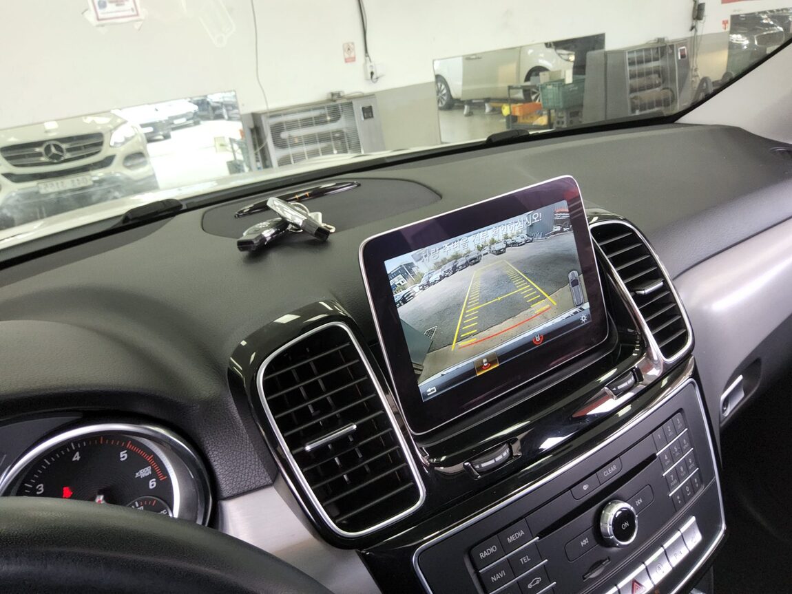 MERCEDES-BENZ GLE-CLASS (3RD GEN) GLE 350d 4MATIC 2018 - zdjęcie 17
