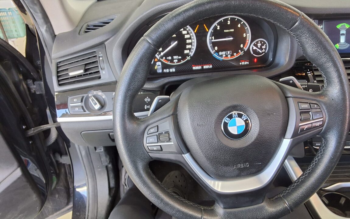 BMW X3 (2ND GEN) 20d xDRIVE M AERODYNAMIC 2017 - zdjęcie 17