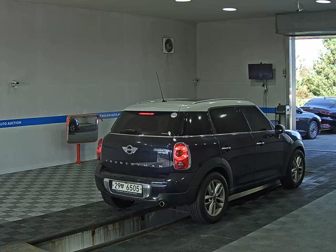 MINI COUNTRYMAN 2.0 D 2014 - zdjęcie 5