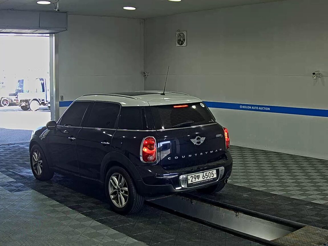 MINI COUNTRYMAN 2.0 D 2014 - zdjęcie 6