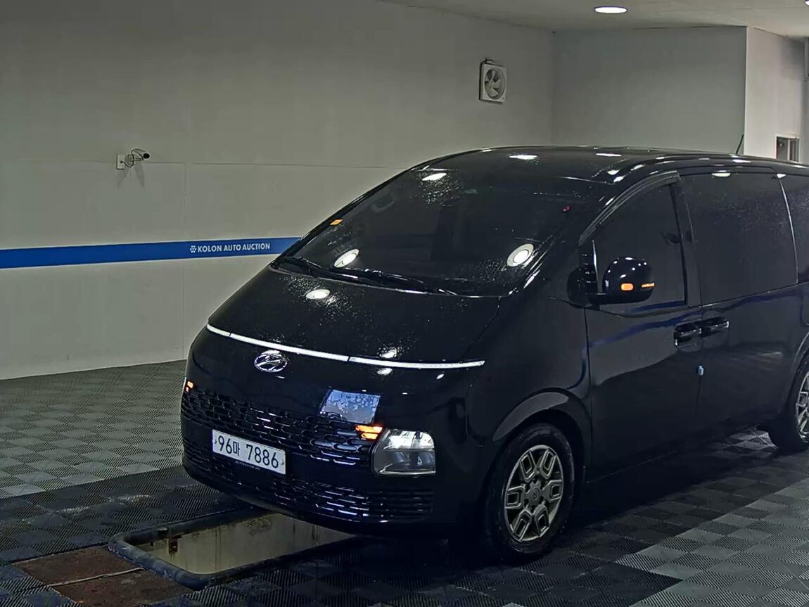 HYUNDAI STARIA 3.5 LPG CARGO 3-SEATER MODERN 2022 - zdjęcie 2