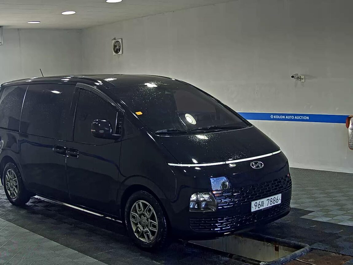 HYUNDAI STARIA 3.5 LPG CARGO 3-SEATER MODERN 2022 - zdjęcie 3
