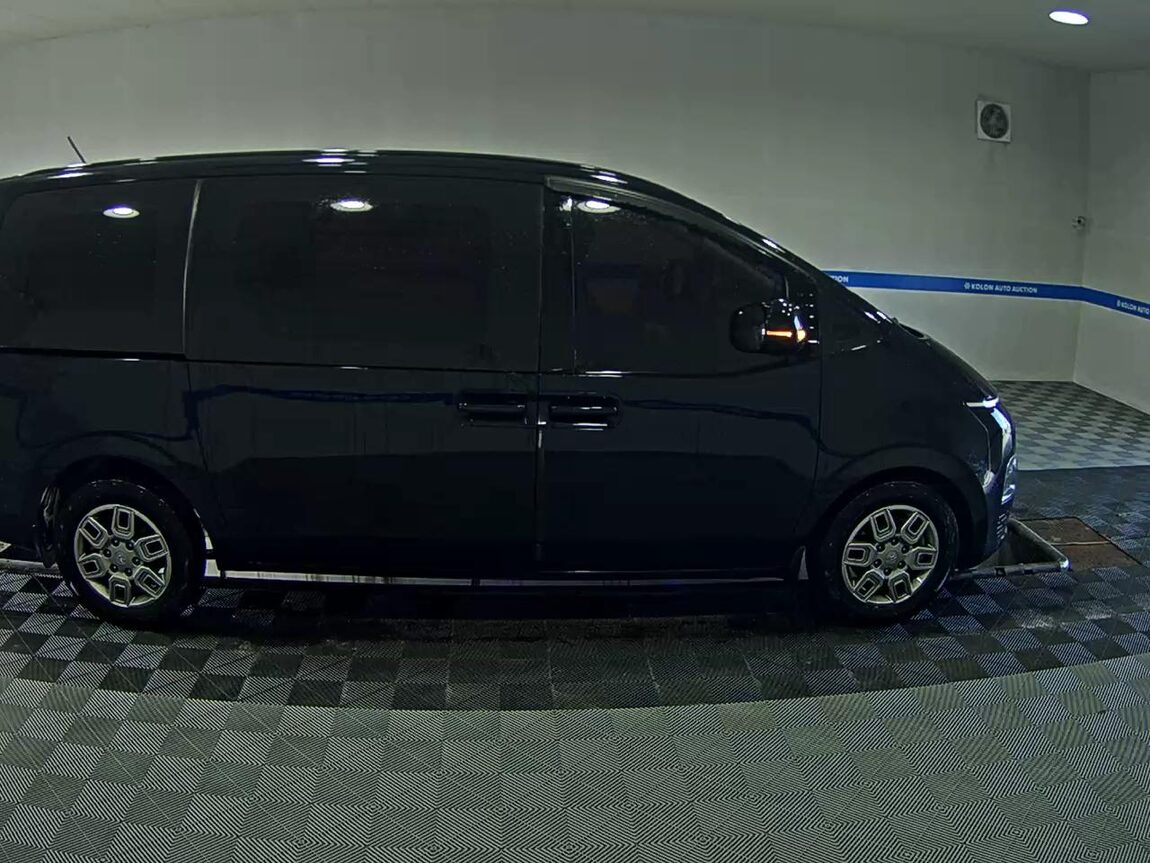 HYUNDAI STARIA 3.5 LPG CARGO 3-SEATER MODERN 2022 - zdjęcie 4