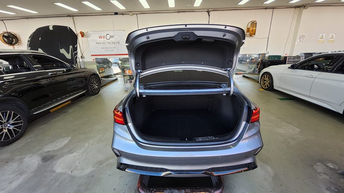 KIA THE NEW K3 1.6 GASOLINE PRESTIGE 2023 - zdjęcie 15