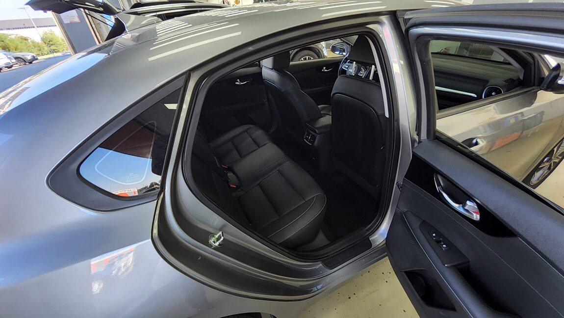 KIA THE NEW K3 1.6 GASOLINE PRESTIGE 2023 - zdjęcie 13