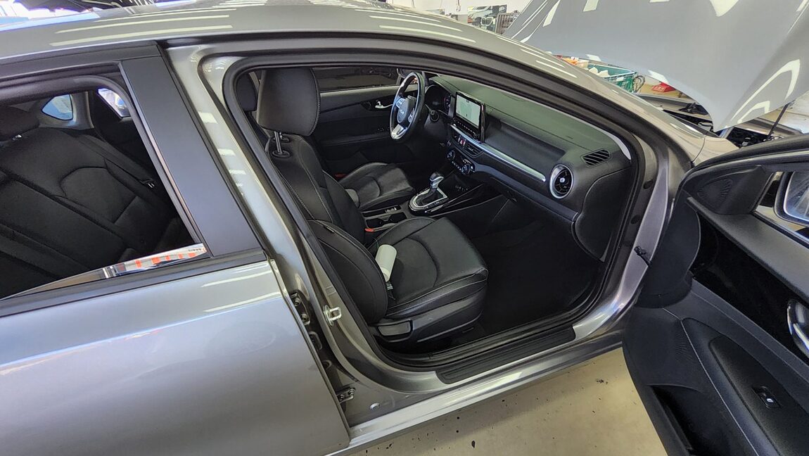 KIA THE NEW K3 1.6 GASOLINE PRESTIGE 2023 - zdjęcie 14
