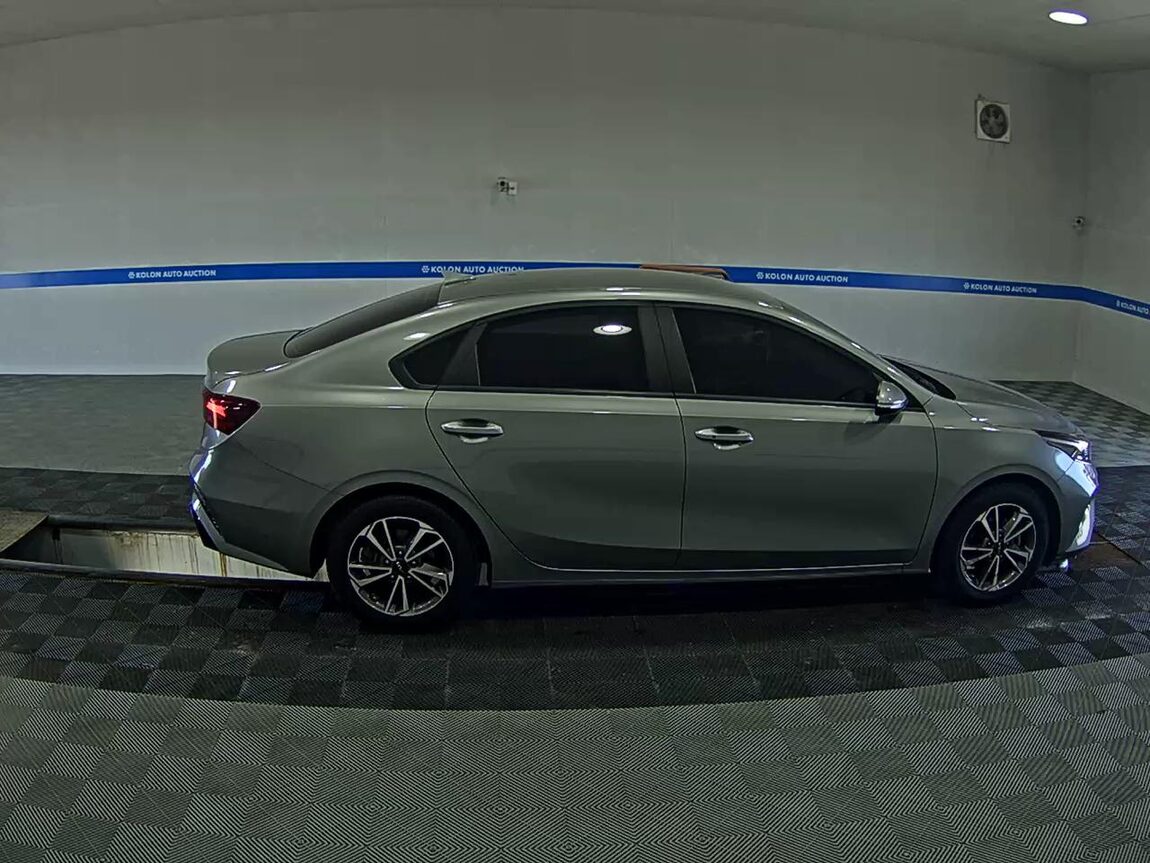 KIA THE NEW K3 1.6 GASOLINE PRESTIGE 2023 - zdjęcie 4