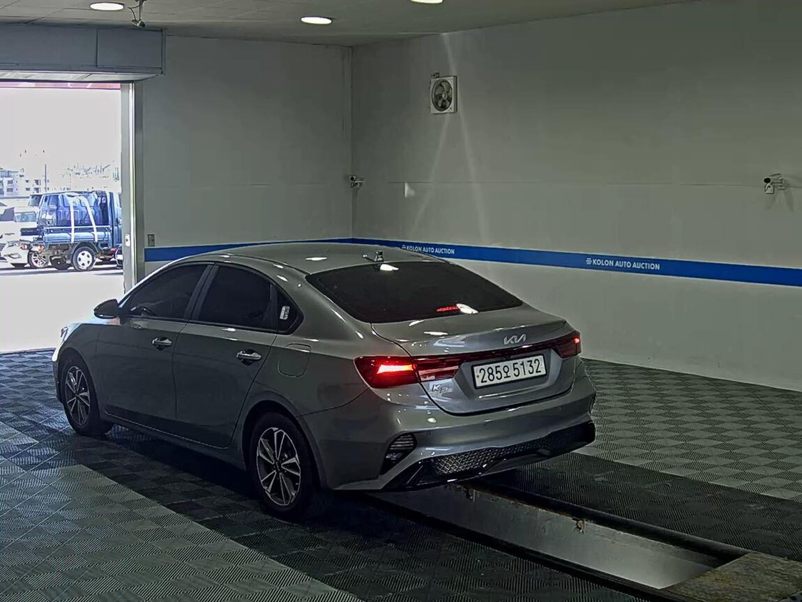 KIA THE NEW K3 1.6 GASOLINE PRESTIGE 2023 - zdjęcie 6