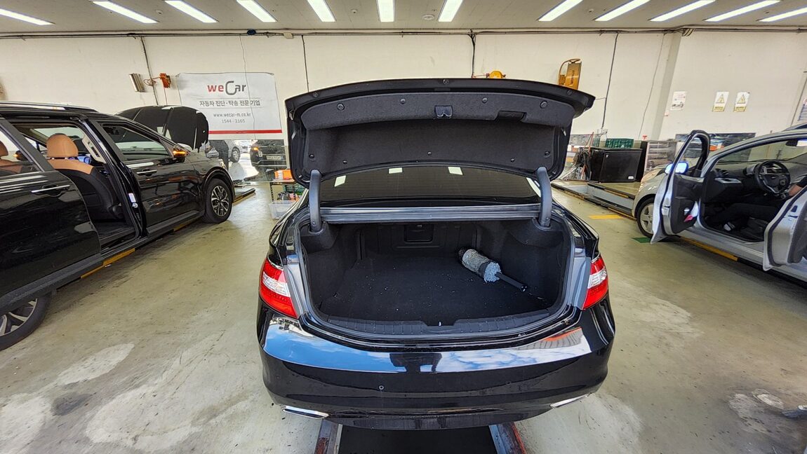 HYUNDAI GRANDEUR HG HG 300 EXCLUSIVE 2016 - zdjęcie 15
