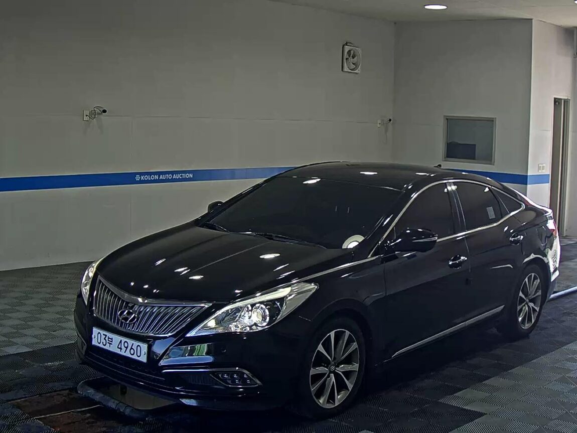 HYUNDAI GRANDEUR HG HG 300 EXCLUSIVE 2016 - zdjęcie 2