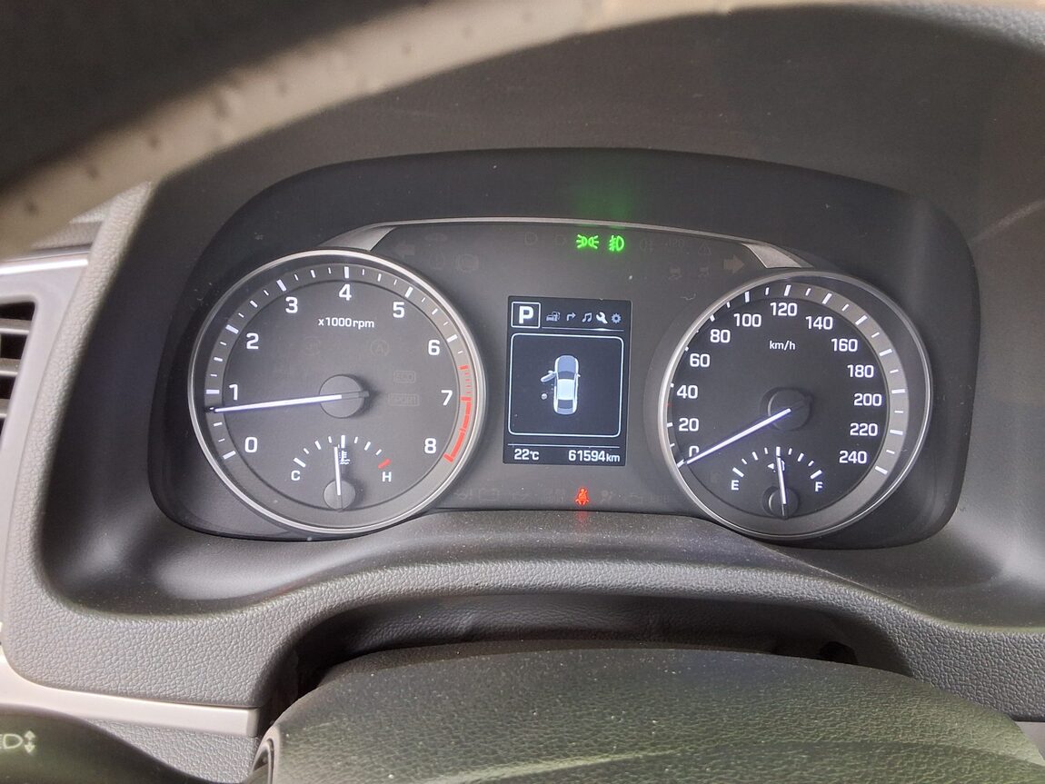 HYUNDAI AVANTE AD 1.6 GDi VALUE PLUS 2018 - zdjęcie 9