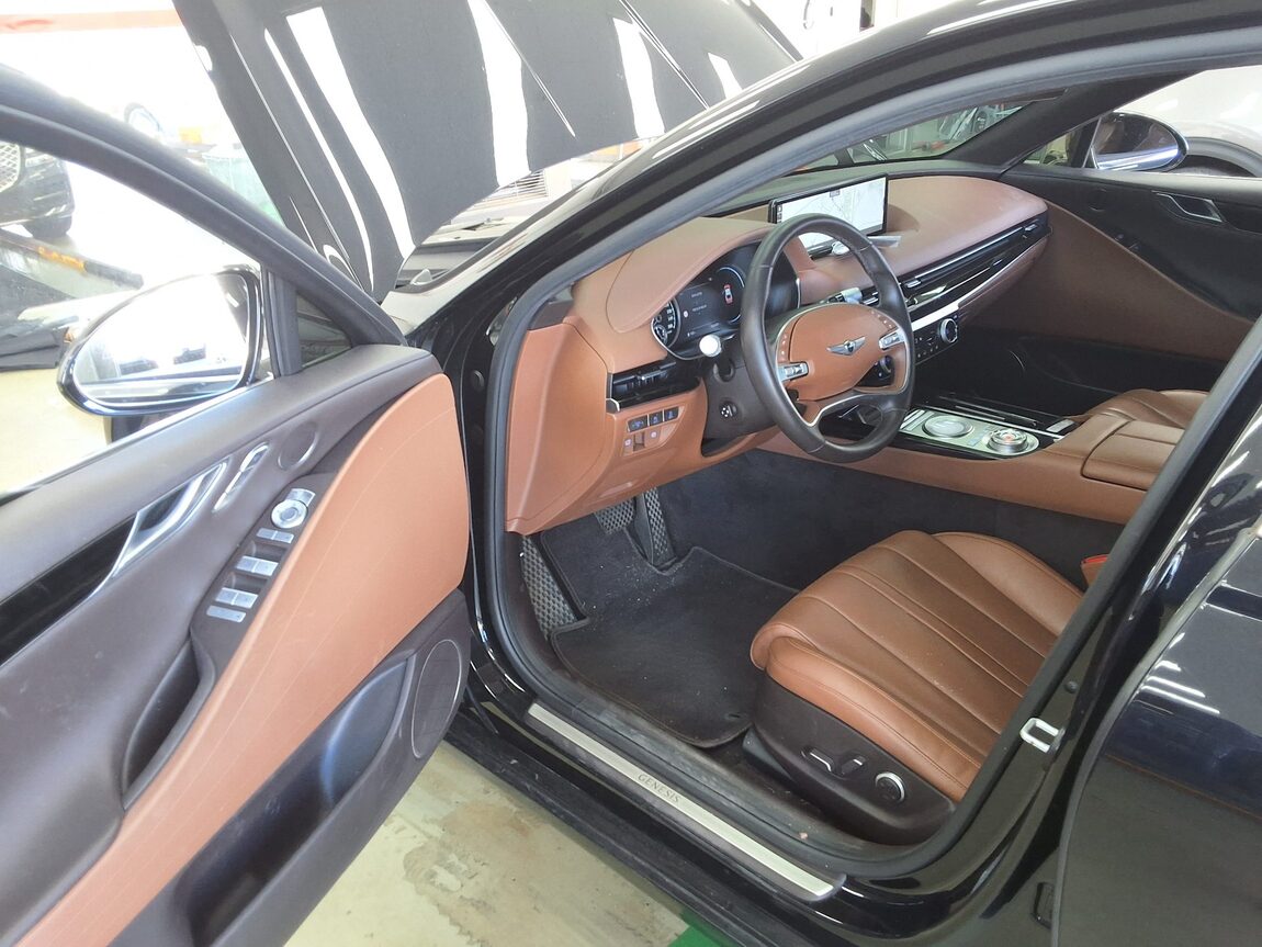 GENESIS THE ALL NEW G80 GASOLINE 2.5 2WD BASE MODEL 2022 - zdjęcie 10