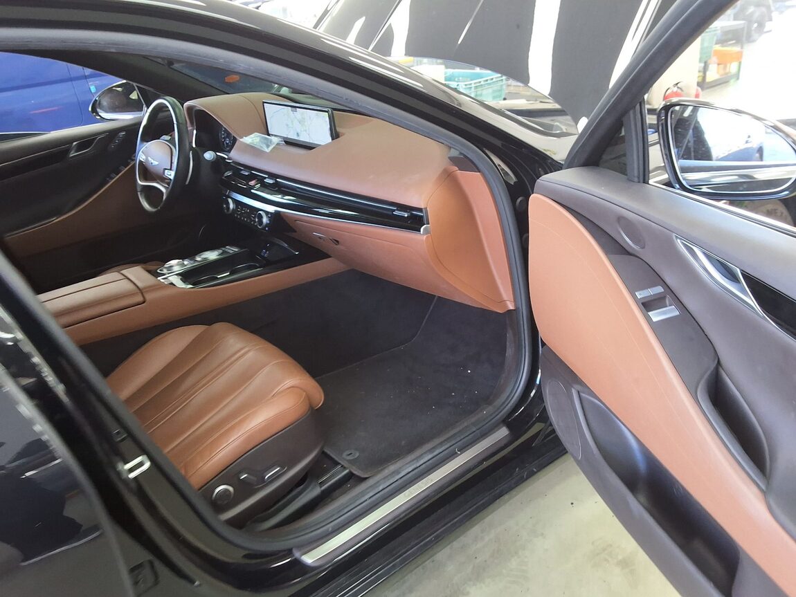 GENESIS THE ALL NEW G80 GASOLINE 2.5 2WD BASE MODEL 2022 - zdjęcie 14