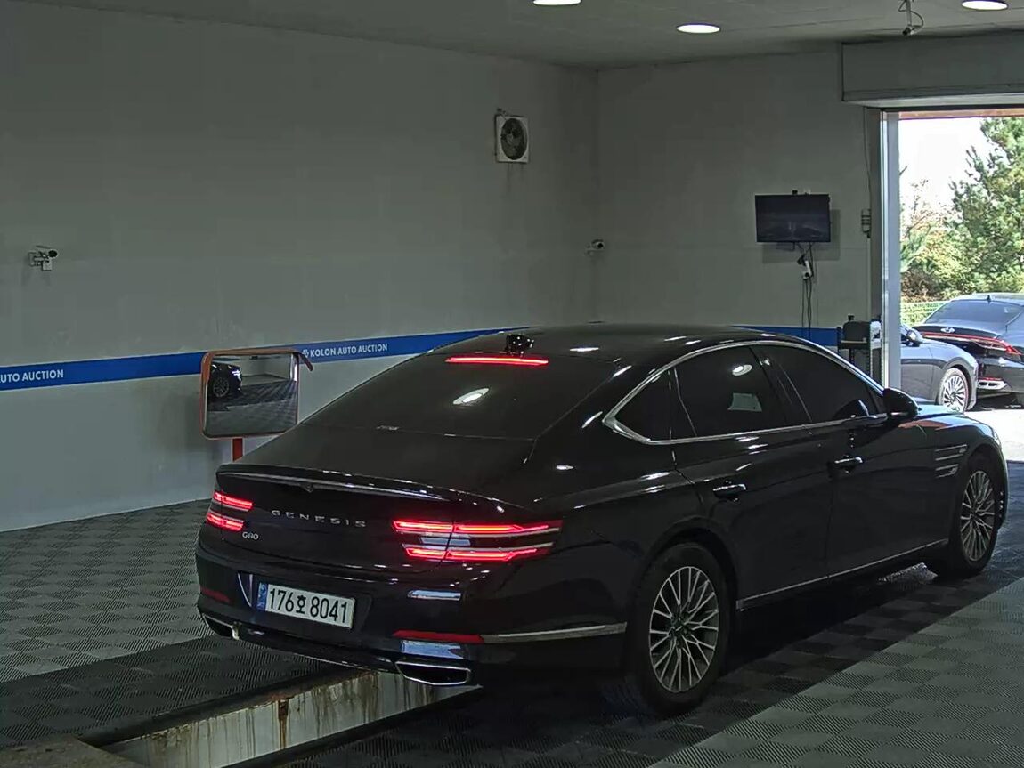 GENESIS THE ALL NEW G80 GASOLINE 2.5 2WD BASE MODEL 2022 - zdjęcie 5