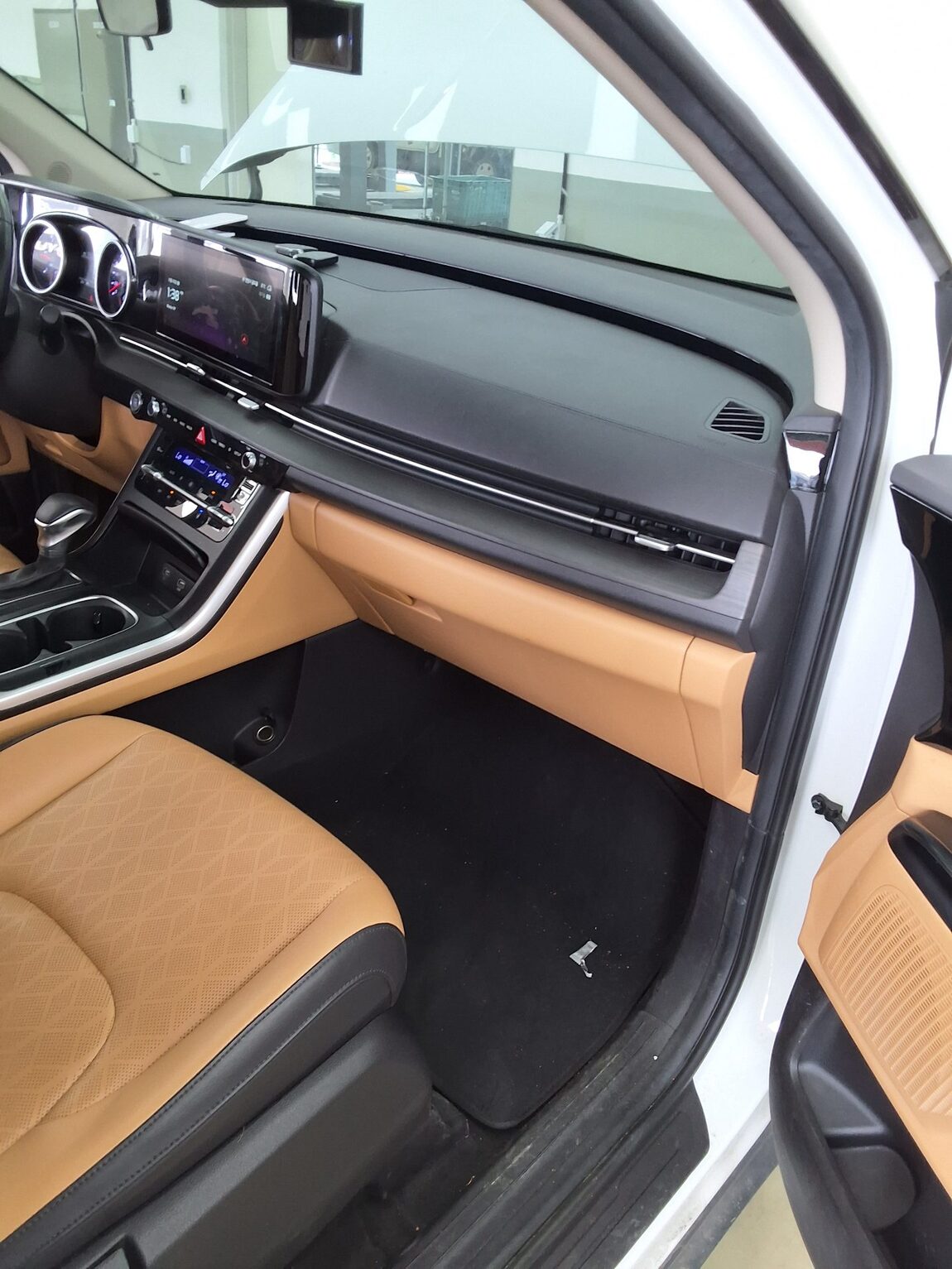 KIA NEW CARNIVAL (KA4) 9-SEATER DIESEL PRESTIGE 2023 - zdjęcie 14