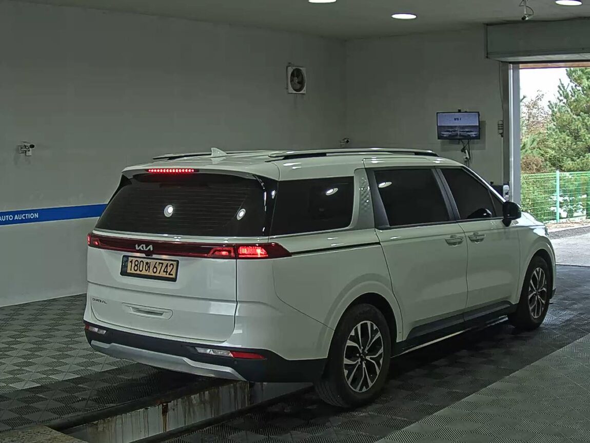 KIA NEW CARNIVAL (KA4) 9-SEATER DIESEL PRESTIGE 2023 - zdjęcie 5