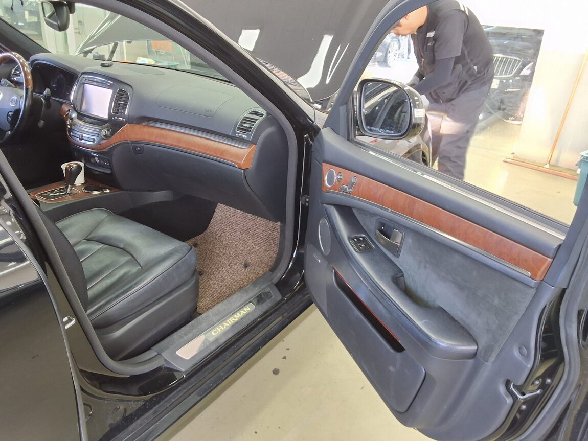 KG MOBILITY (SSANGYONG) NEW CHAIRMAN W CW700 4TRONIC LUXURY 2013 - zdjęcie 14