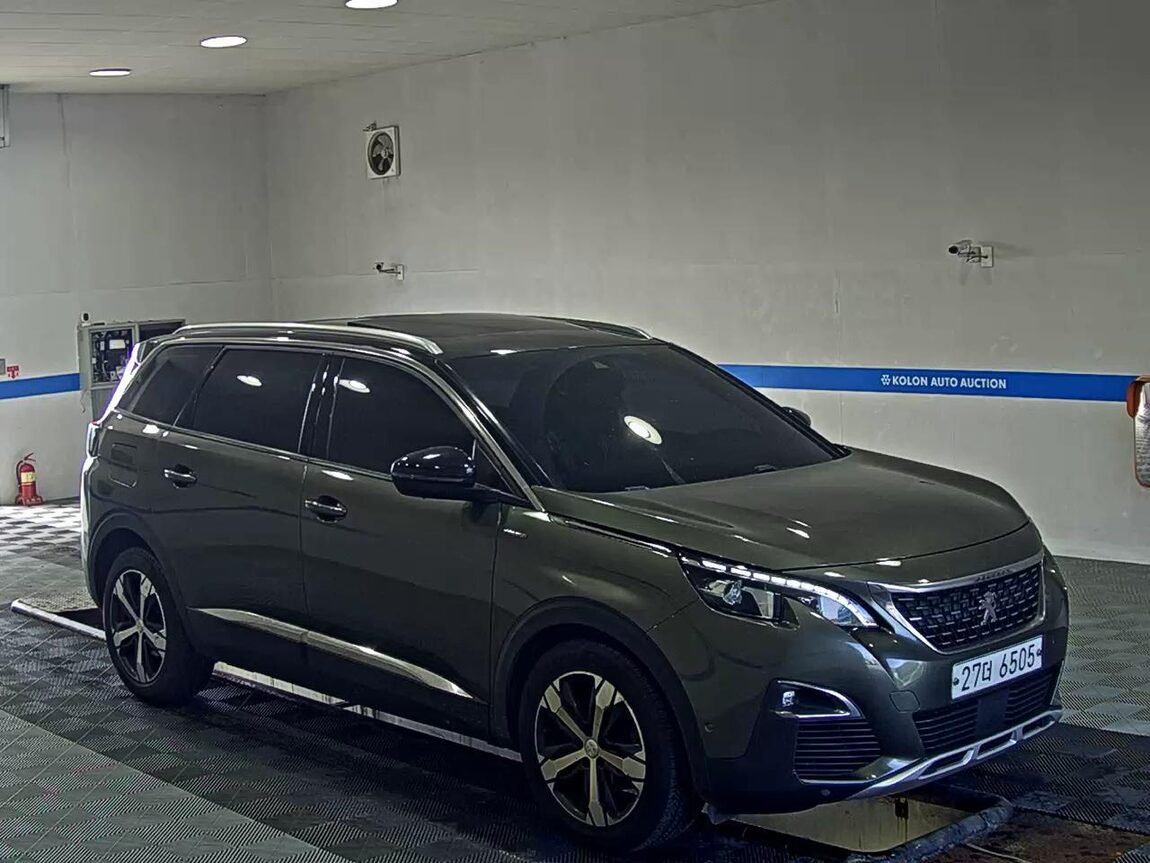 PEUGEOT 5008 (2ND GEN) 1.5 BlueHDi GT LINE 2019 - zdjęcie 3