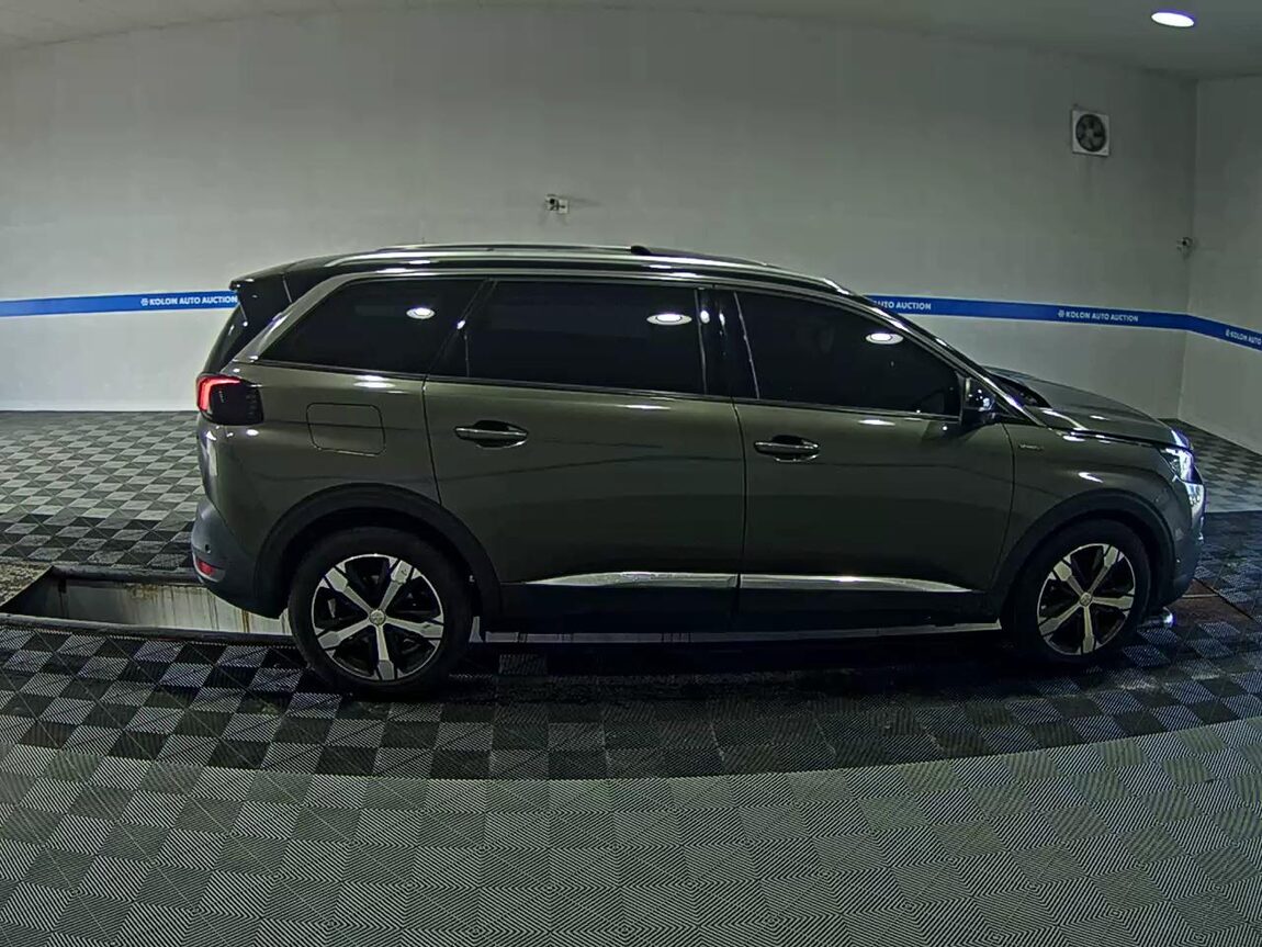PEUGEOT 5008 (2ND GEN) 1.5 BlueHDi GT LINE 2019 - zdjęcie 4